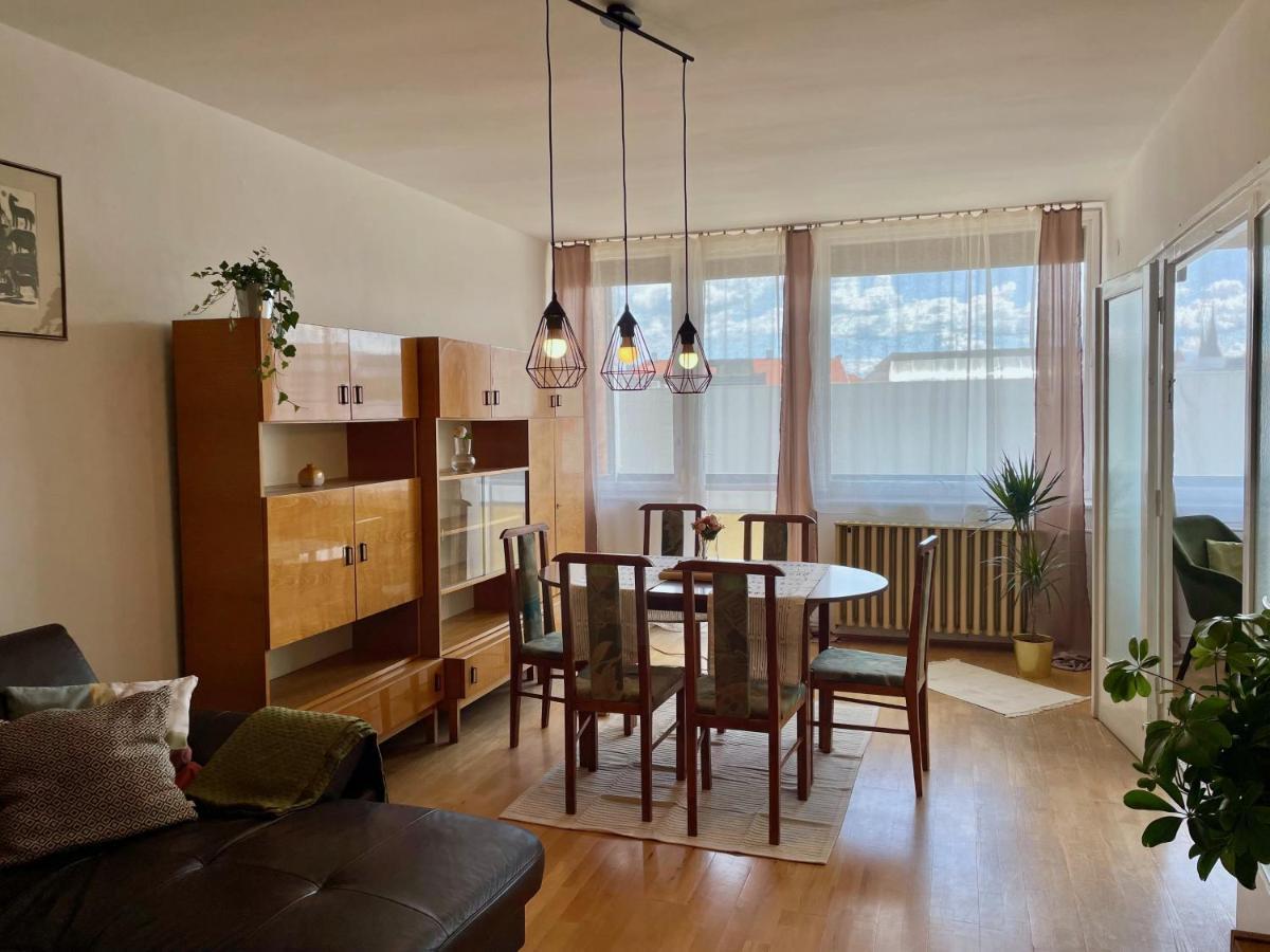 Ferienwohnung Nosztalgia Apartman Veszprém Exterior foto