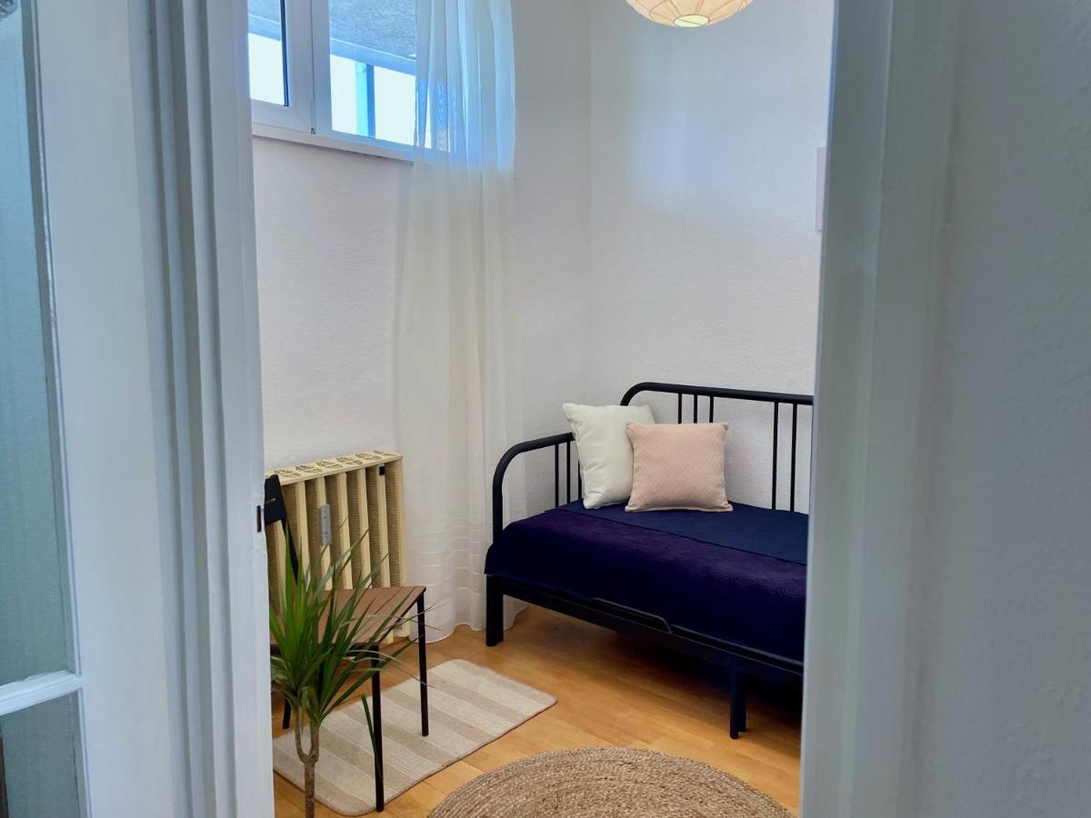 Ferienwohnung Nosztalgia Apartman Veszprém Exterior foto